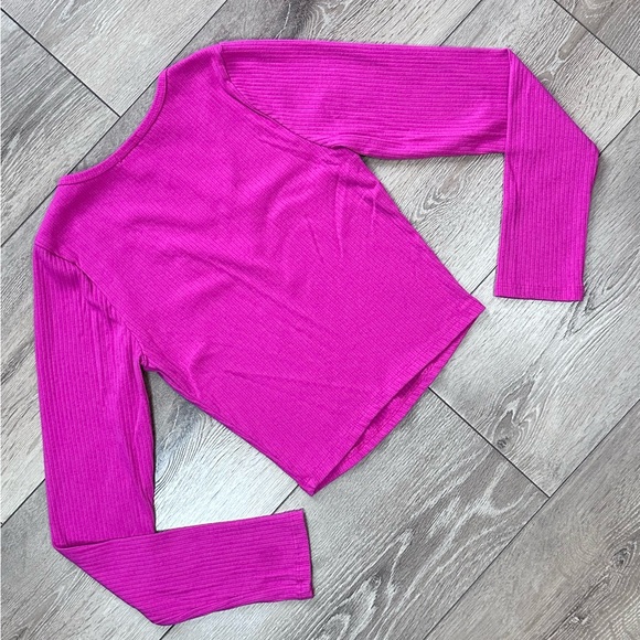 Bozzolo Hot Pink V-Neck Crop Top Y2K Style - Picture 8 of 10